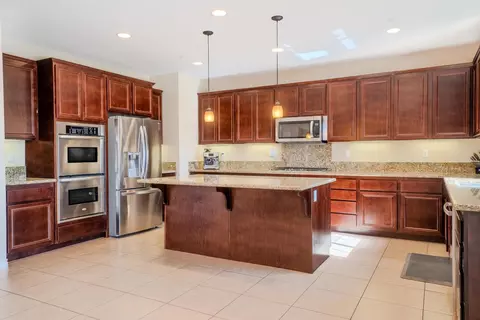 Kitchen - 45951 Camino Rubi, Temecula, CA 92592 photo 2 of 6