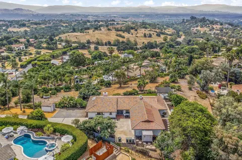 3969 Monserate Ter, Fallbrook, CA 92028 photo 34