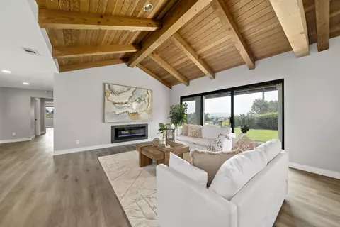 3969 Monserate Ter, Fallbrook, CA 92028 photo 10