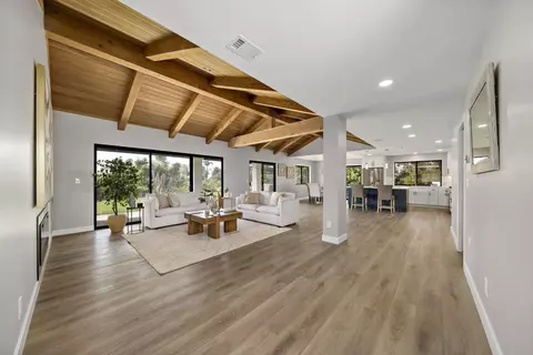 3969 Monserate Ter, Fallbrook, CA 92028 photo 8