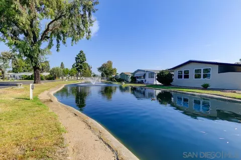 276 N El Camino Real # 15, Oceanside, CA 92058