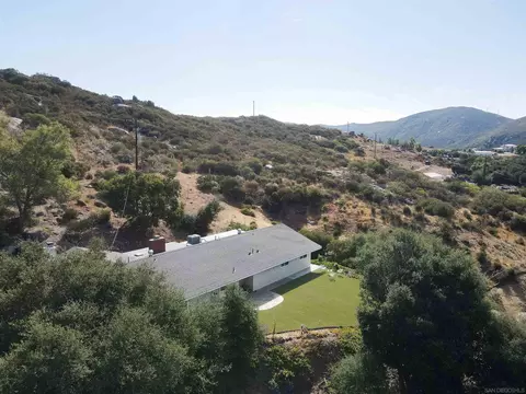 Exterior - 1665 Star Valley Rd, Alpine, CA 91901 photo 6 of 8