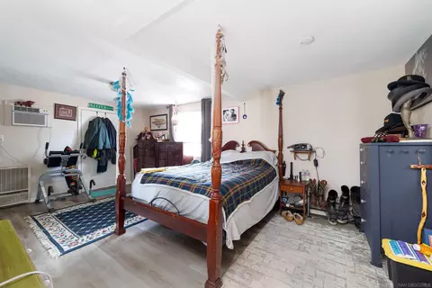 Bedroom - 1665 Star Valley Rd, Alpine, CA 91901 photo 4 of 4