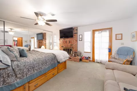 Bedroom - 1665 Star Valley Rd, Alpine, CA 91901 photo 1 of 4