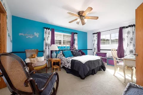 Bedroom - 1665 Star Valley Rd, Alpine, CA 91901 photo 2 of 4