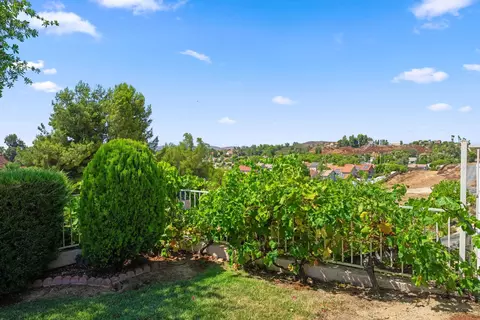 Exterior - 40671 Calle Katerine, Temecula, CA 92591 photo 12 of 15