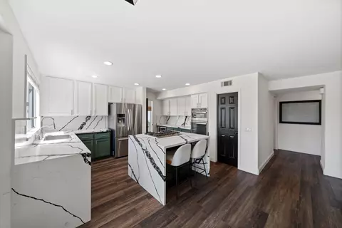 Kitchen - 40671 Calle Katerine, Temecula, CA 92591 photo 2 of 6