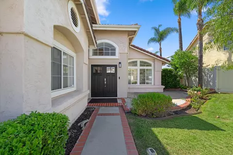Exterior - 40671 Calle Katerine, Temecula, CA 92591 photo 4 of 15
