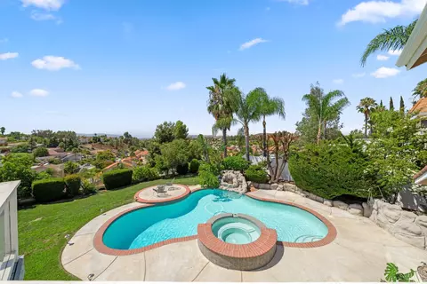 Exterior - 40671 Calle Katerine, Temecula, CA 92591 photo 7 of 15