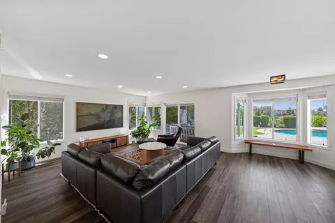 Living - 40671 Calle Katerine, Temecula, CA 92591 photo 1 of 4