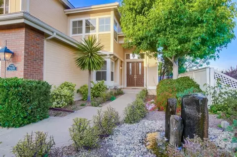 Exterior - 7919 Via Ensenada, Carlsbad, CA 92009 photo 6 of 7