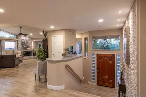 Entry Way - 10111 Circle P Ln, Escondido, CA 92026 photo 1 of 4
