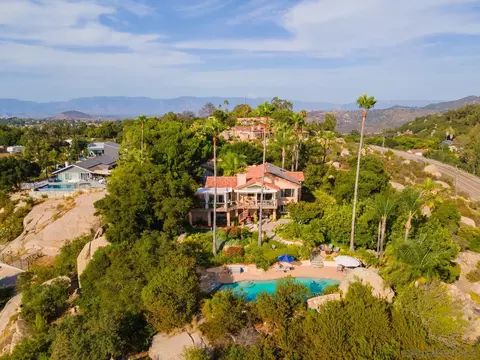 View/Area - 10111 Circle P Ln, Escondido, CA 92026 photo 4 of 8