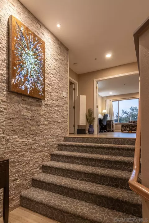 Entry Way - 10111 Circle P Ln, Escondido, CA 92026 photo 3 of 4