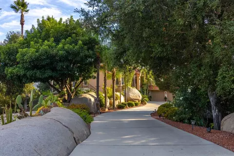 Exterior - 10111 Circle P Ln, Escondido, CA 92026 photo 6 of 27