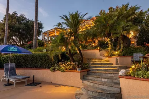Exterior - 10111 Circle P Ln, Escondido, CA 92026 photo 10 of 27