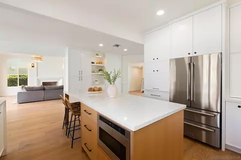 Kitchen - 58 Spinnaker Way, Coronado, CA 92118 photo 3 of 6