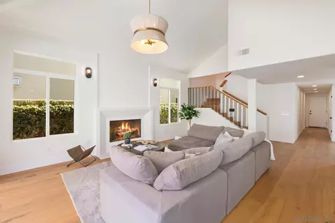 Living - 58 Spinnaker Way, Coronado, CA 92118 photo 3 of 4