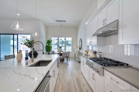 659 Hamilton Ln, Escondido, CA 92029 photo 11