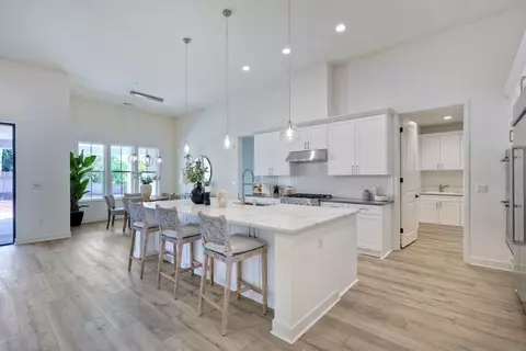 659 Hamilton Ln, Escondido, CA 92029 photo 7