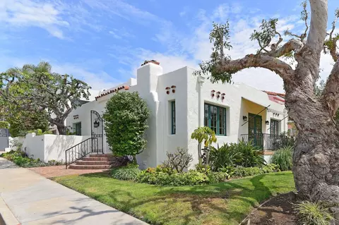 445 Sea Ln, La Jolla, CA 92037