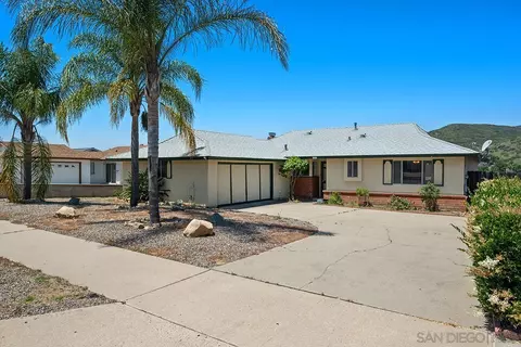 13422 Tobiasson Rd, Poway, CA 92064