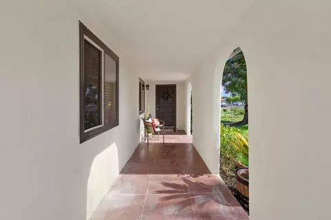 Entry Way - 615 N Palm Ave, Brawley, CA 92227 photo 1 of 1