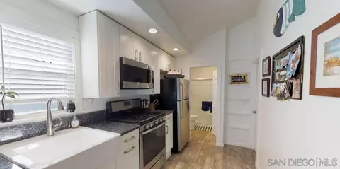 618 614 I Ave, Coronado, CA 92118 photo 24