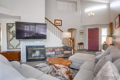 1868 Avenida Segovia, Oceanside, CA 92056 photo 8