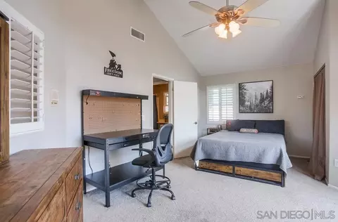 1868 Avenida Segovia, Oceanside, CA 92056 photo 21