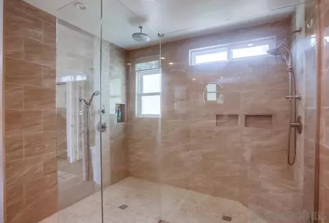 1868 Avenida Segovia, Oceanside, CA 92056 photo 35