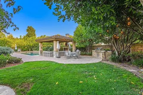 Exterior - 947 Via Di Felicita, Encinitas, CA 92024 photo 5 of 5