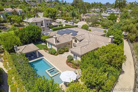 View/Area - 947 Via Di Felicita, Encinitas, CA 92024 photo 1 of 2