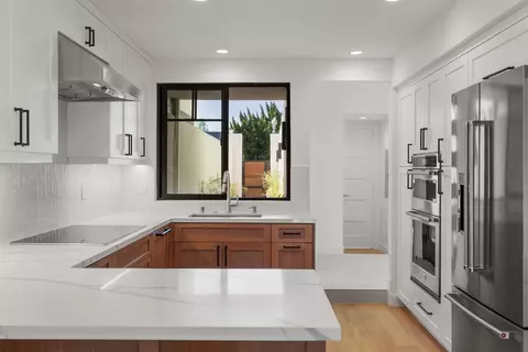 Kitchen - 15 Half Moon Bnd, Coronado, CA 92118 photo 1 of 5