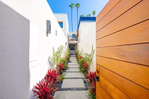 Exterior - 15 Half Moon Bnd, Coronado, CA 92118 photo 11 of 16