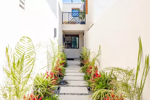 Exterior - 15 Half Moon Bnd, Coronado, CA 92118 photo 10 of 16
