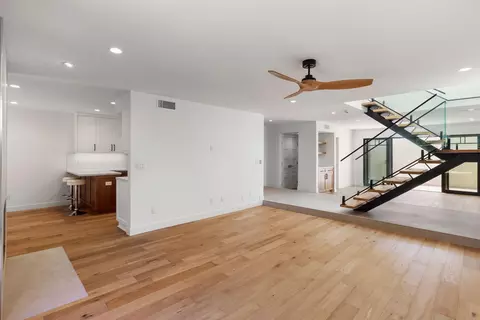 Living - 15 Half Moon Bnd, Coronado, CA 92118 photo 2 of 7