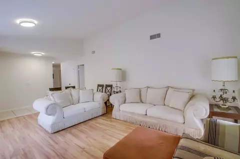 Living - 10095 Jacoby Rd, Spring Valley, CA 91977 photo 2 of 2
