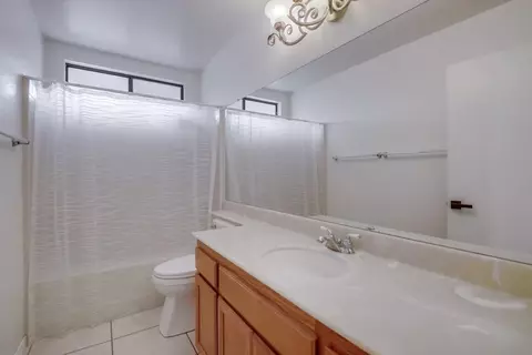 Bath - 10095 Jacoby Rd, Spring Valley, CA 91977 photo 3 of 3