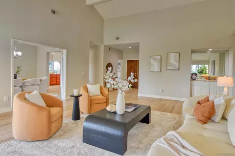 Living - 13988 Pequot Dr, Poway, CA 92064 photo 4 of 10