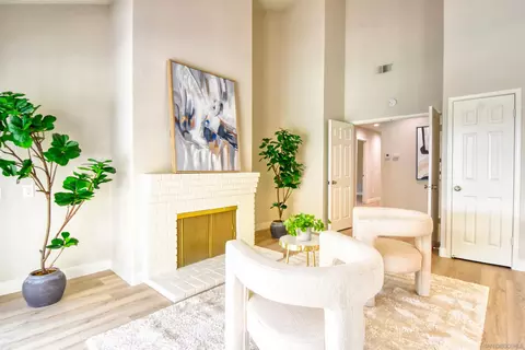 Living - 13988 Pequot Dr, Poway, CA 92064 photo 9 of 10