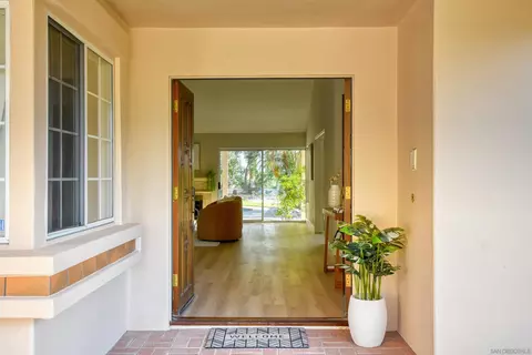 Entry Way - 13988 Pequot Dr, Poway, CA 92064 photo 1 of 1