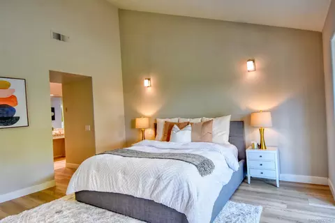 Bedroom - 13988 Pequot Dr, Poway, CA 92064 photo 3 of 7