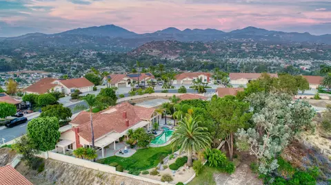 View/Area - 13988 Pequot Dr, Poway, CA 92064 photo 2 of 5