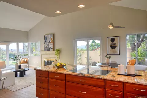 Kitchen - 13988 Pequot Dr, Poway, CA 92064 photo 7 of 7
