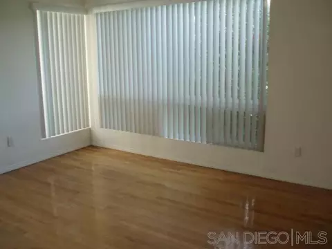 Living - 5641 Chelsea Ave, La Jolla, CA 92037 photo 2 of 8