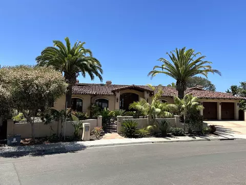 8656 Glenwick Ln, La Jolla, CA 92037 photo 2