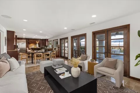 Living - 313 Trailview Rd, Encinitas, CA 92024 photo 5 of 5
