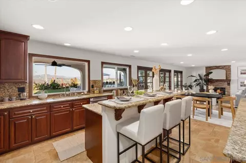 Kitchen - 313 Trailview Rd, Encinitas, CA 92024 photo 1 of 3