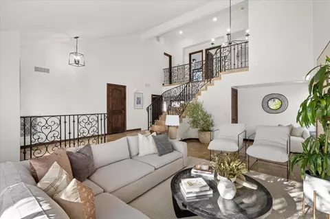 Living - 313 Trailview Rd, Encinitas, CA 92024 photo 1 of 5